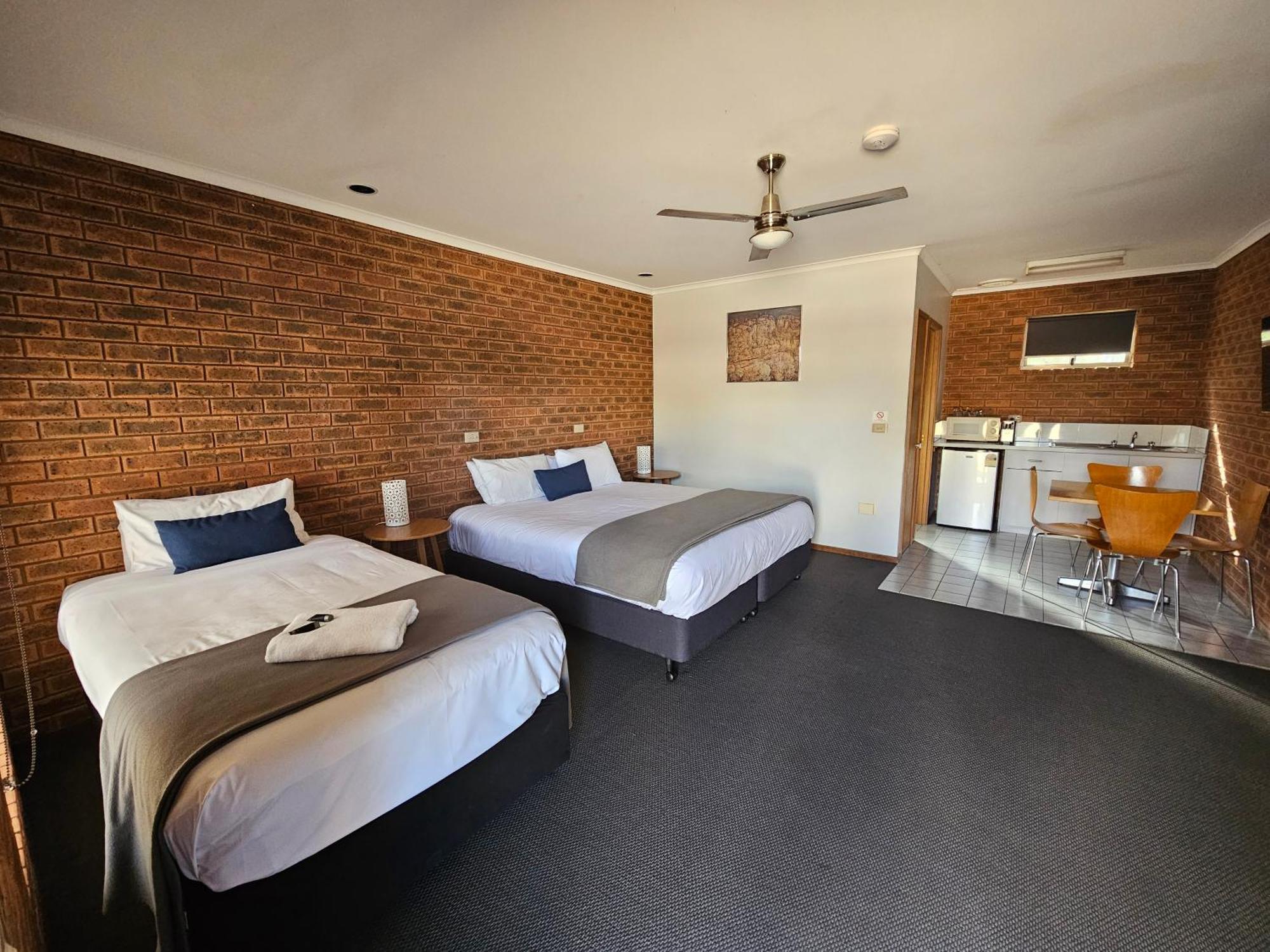 Bridge Motor Inn טוקומוואל מראה חיצוני תמונה