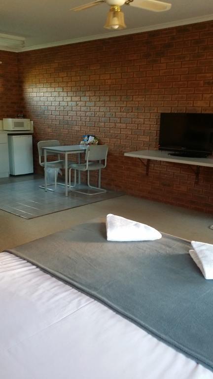Bridge Motor Inn טוקומוואל מראה חיצוני תמונה