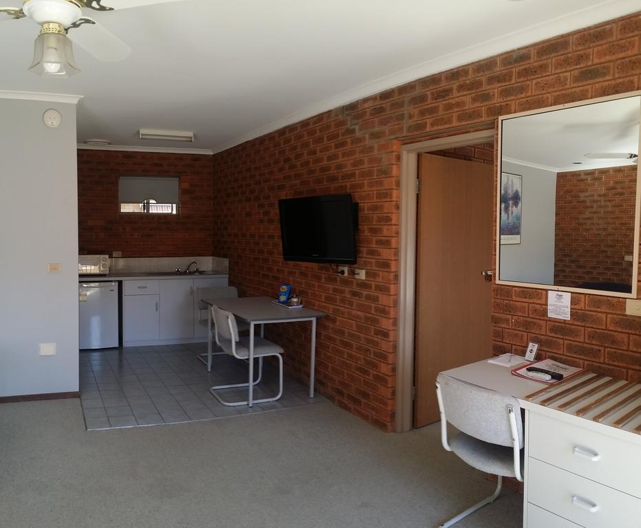 Bridge Motor Inn טוקומוואל מראה חיצוני תמונה