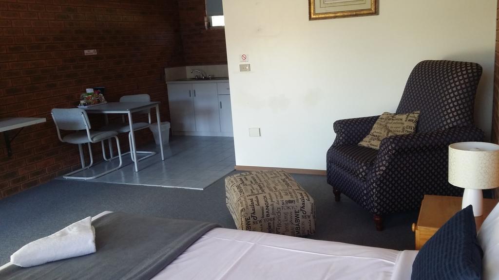 Bridge Motor Inn טוקומוואל מראה חיצוני תמונה