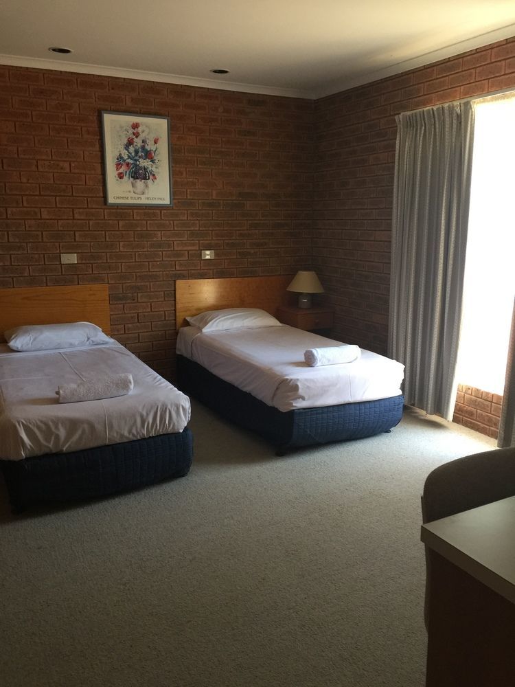 Bridge Motor Inn טוקומוואל מראה חיצוני תמונה